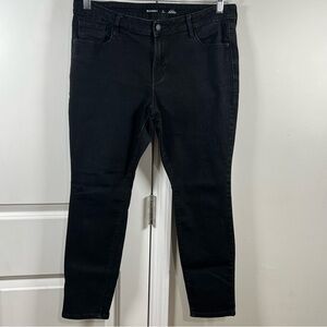 Old Navy Rockstar Super Skinny Jeans
